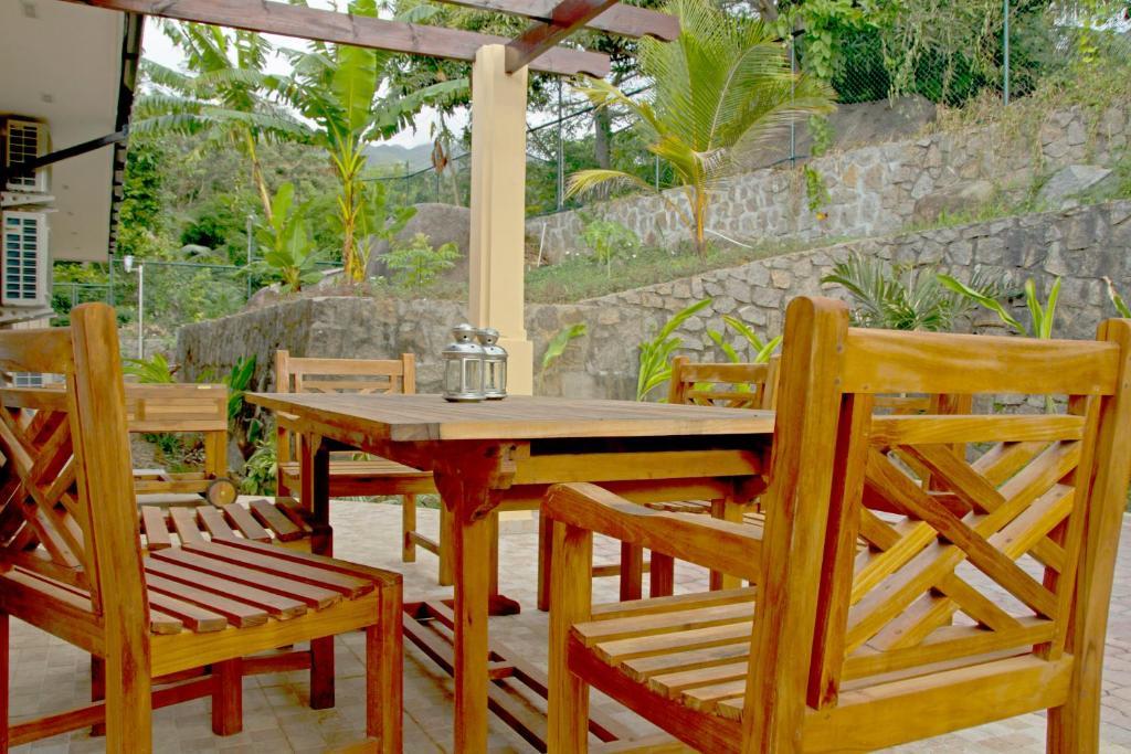 The Palm Seychelles * Bel Ombre